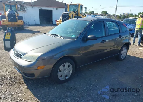 2007 Ford Focus S/Se/Ses из США, поврежденный, VIN 1FAHP37N97W315362